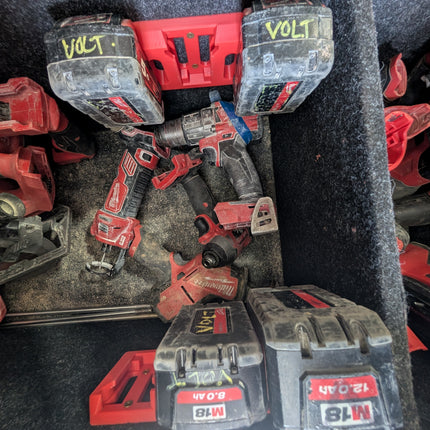 Milwaukee Battery wall mount M18