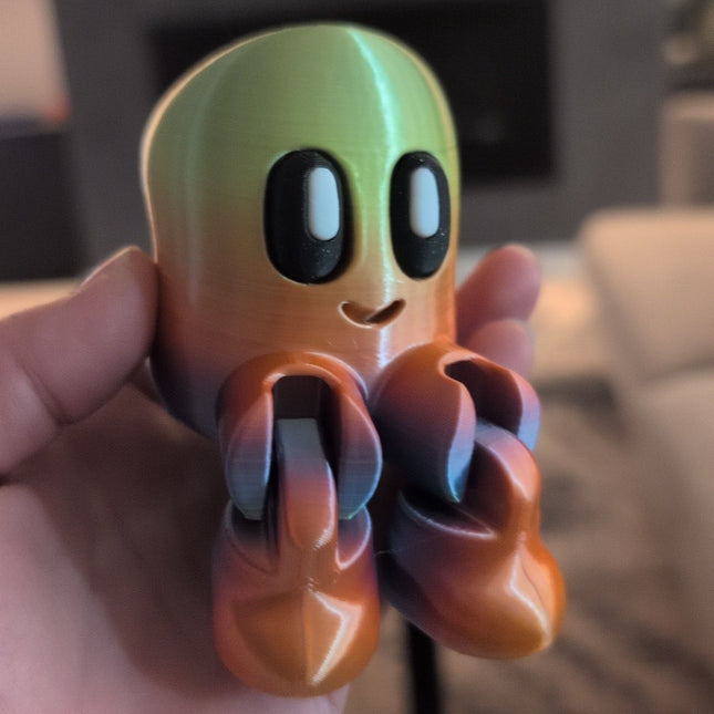 Flexi-Nico 3D Printed Articulated Figure – Rainbow Fidget Toy